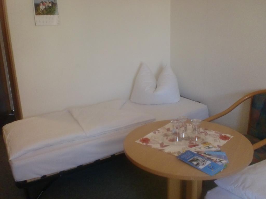 Hotel & Restaurant "Zum Firstenstein" Konigshain Pokój zdjęcie
