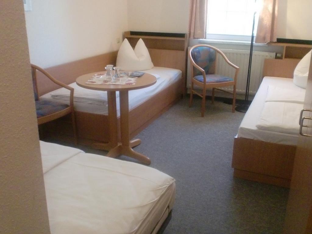 Hotel & Restaurant "Zum Firstenstein" Konigshain Zewnętrze zdjęcie