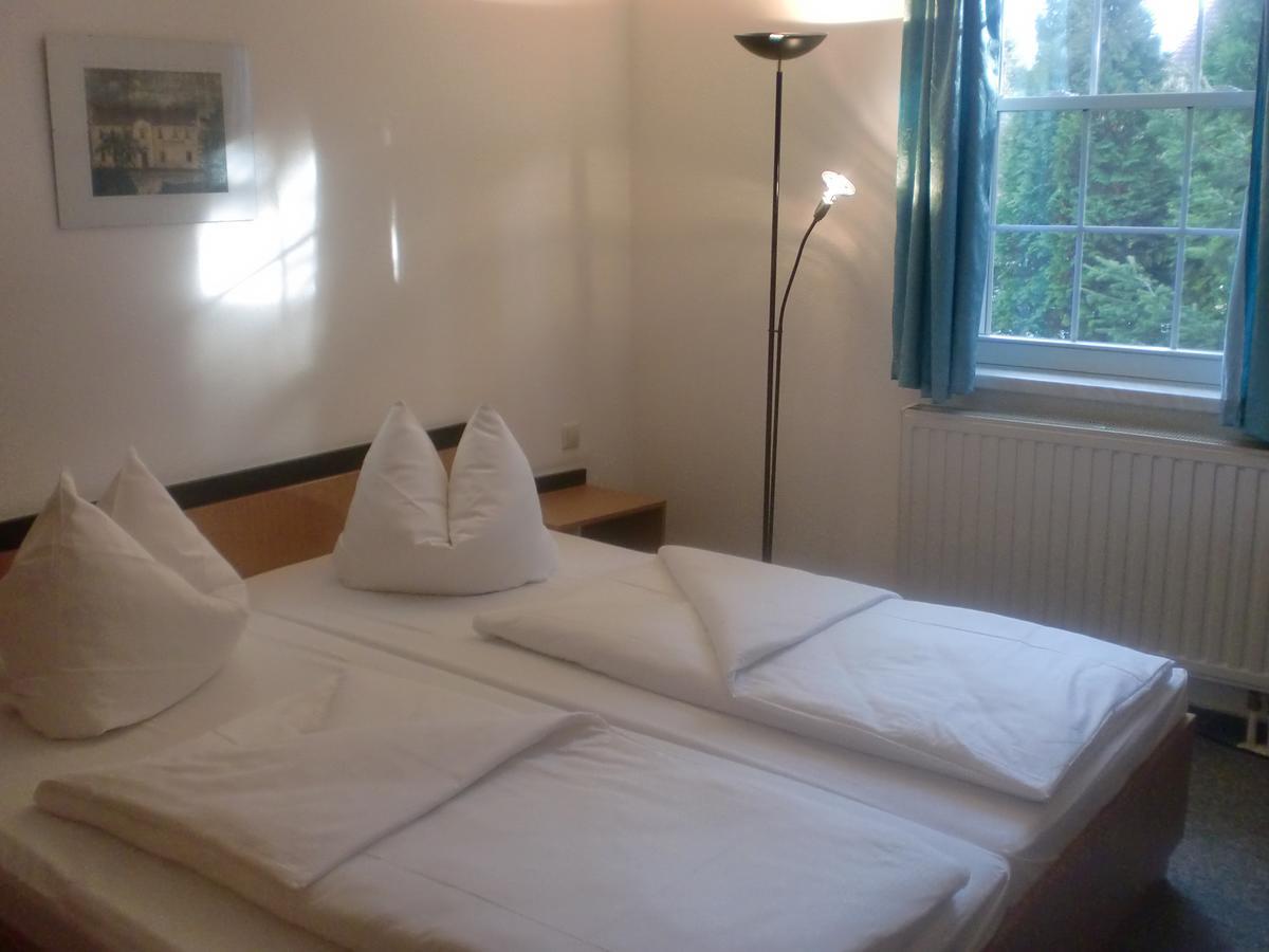 Hotel & Restaurant "Zum Firstenstein" Konigshain Zewnętrze zdjęcie