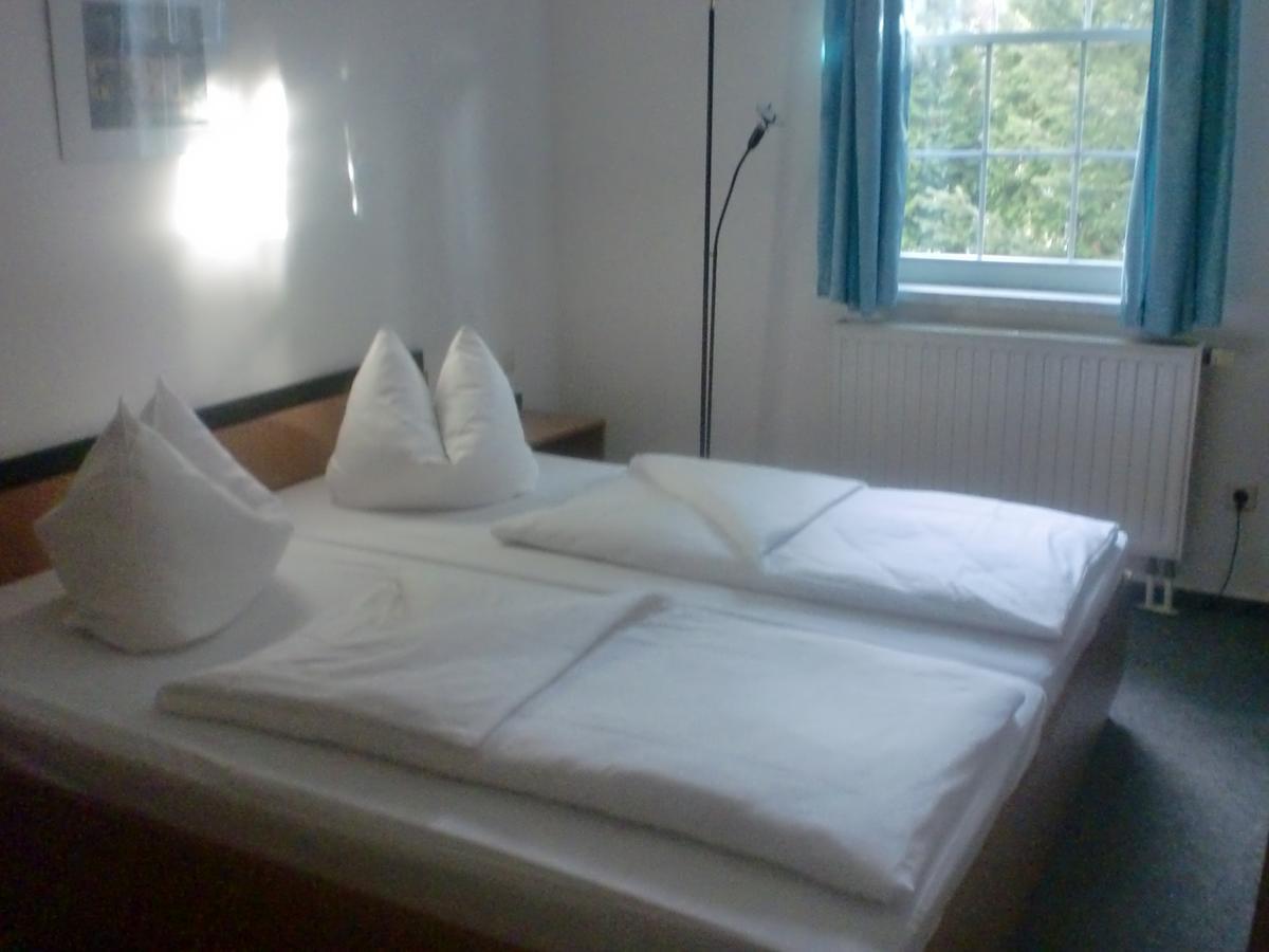 Hotel & Restaurant "Zum Firstenstein" Konigshain Zewnętrze zdjęcie